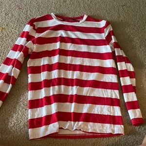 •O Thread and co. •size: S •white and red